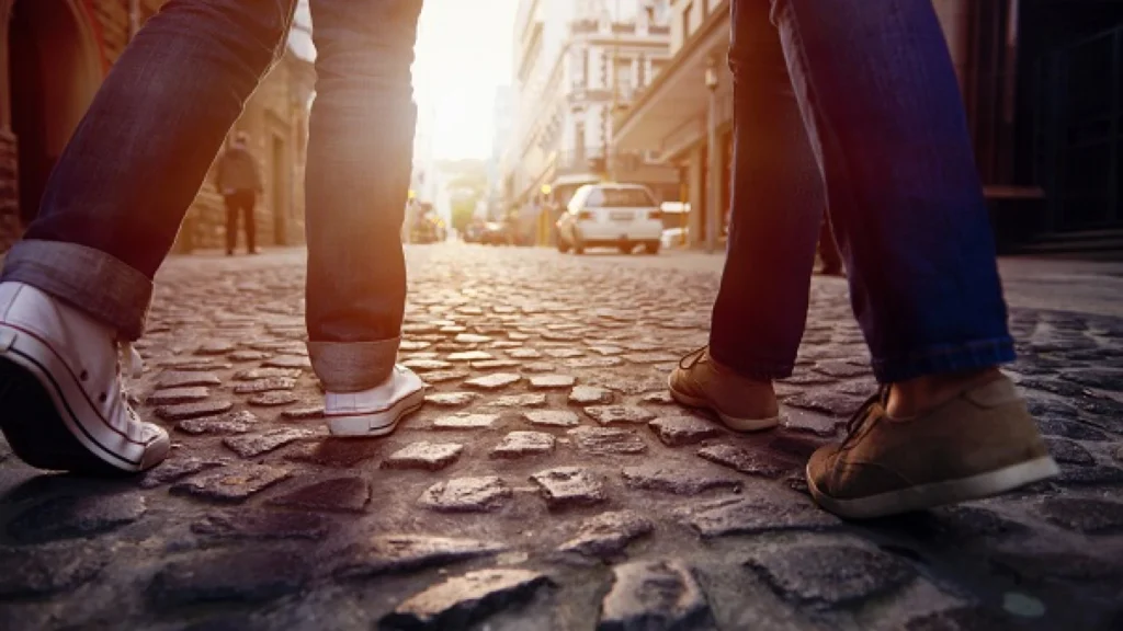 Menjelajahi Dunia dengan Langkah Kaki: Keindahan dan Manfaatnya