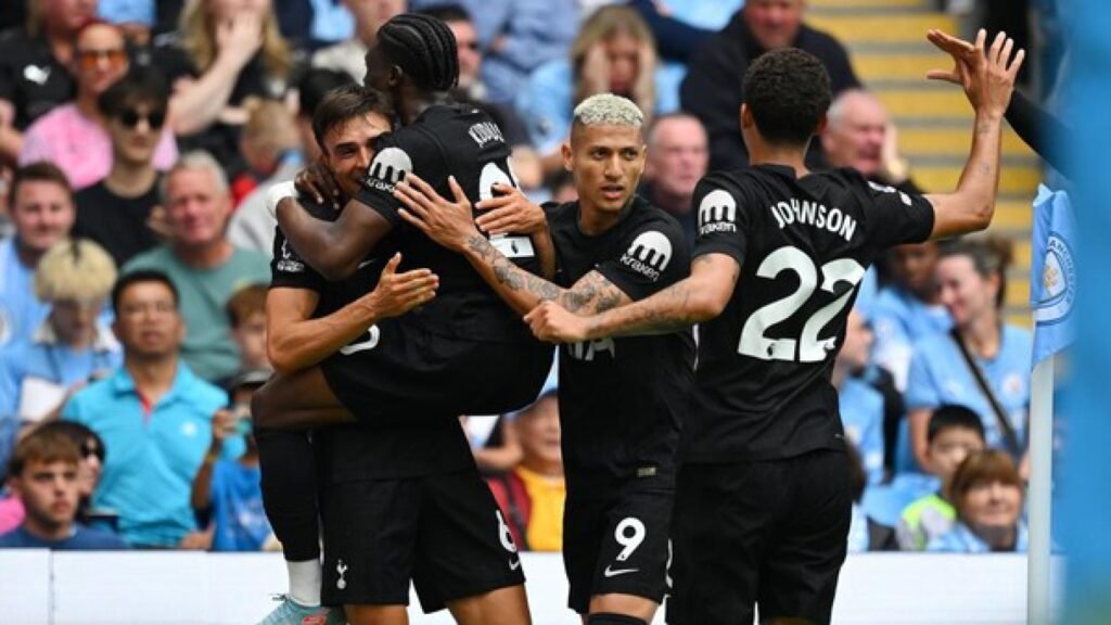 Manchester City Tersungkur di Hadapan Tottenham